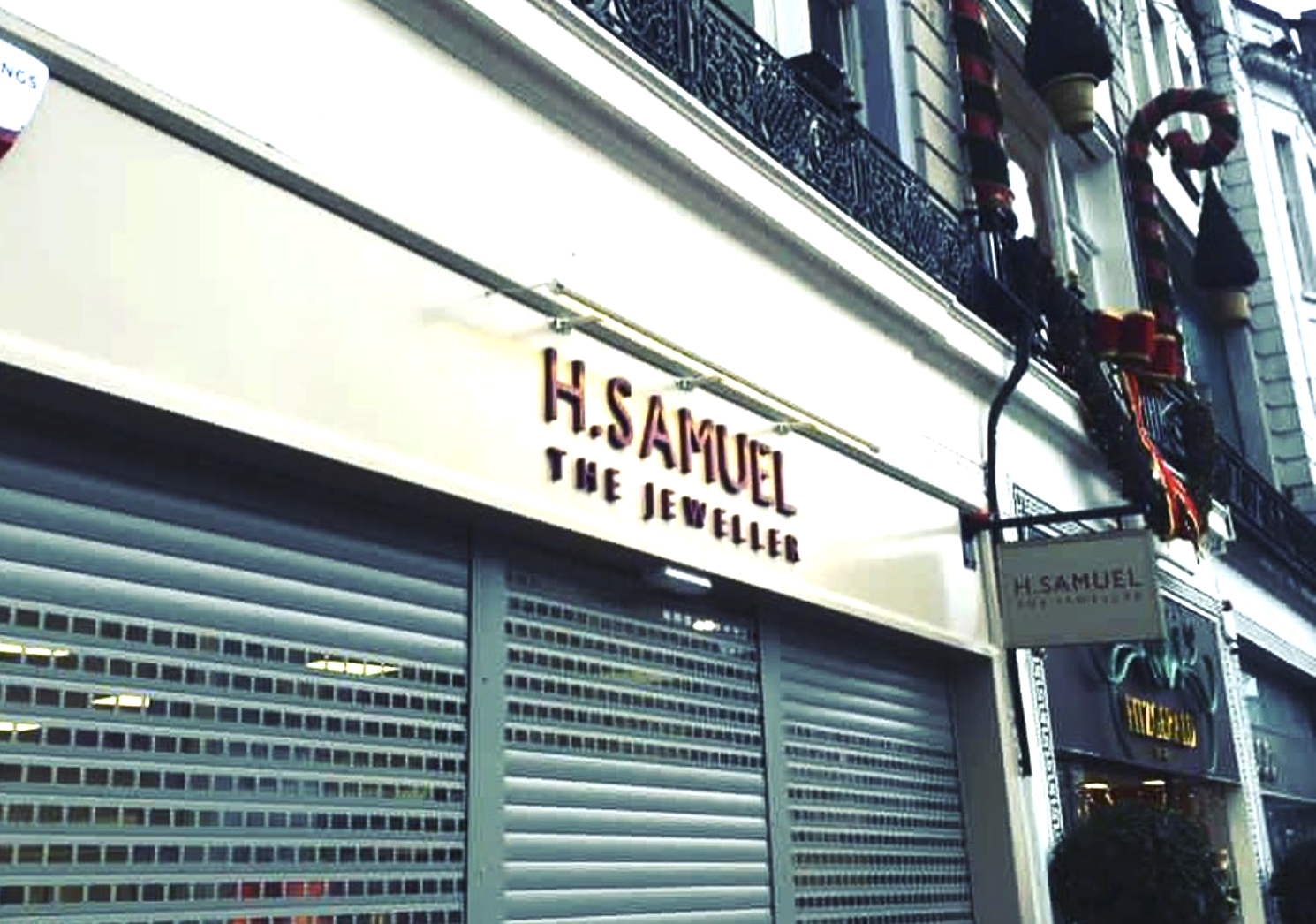 Shop front of H. Samuel Jeweller in Cork city centre